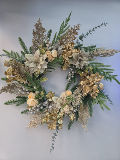 Large Christmas Wreaths 56cm - Choose Colours