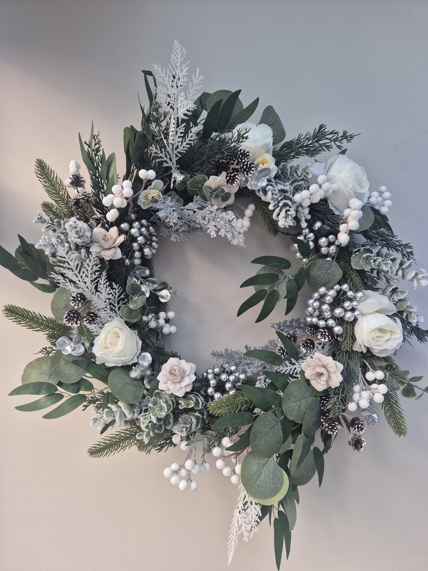 Large Christmas Wreaths 56cm - Choose Colours