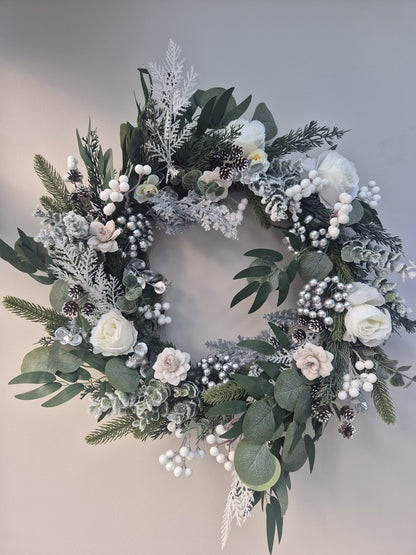 Large Christmas Wreaths 56cm - Choose Colours