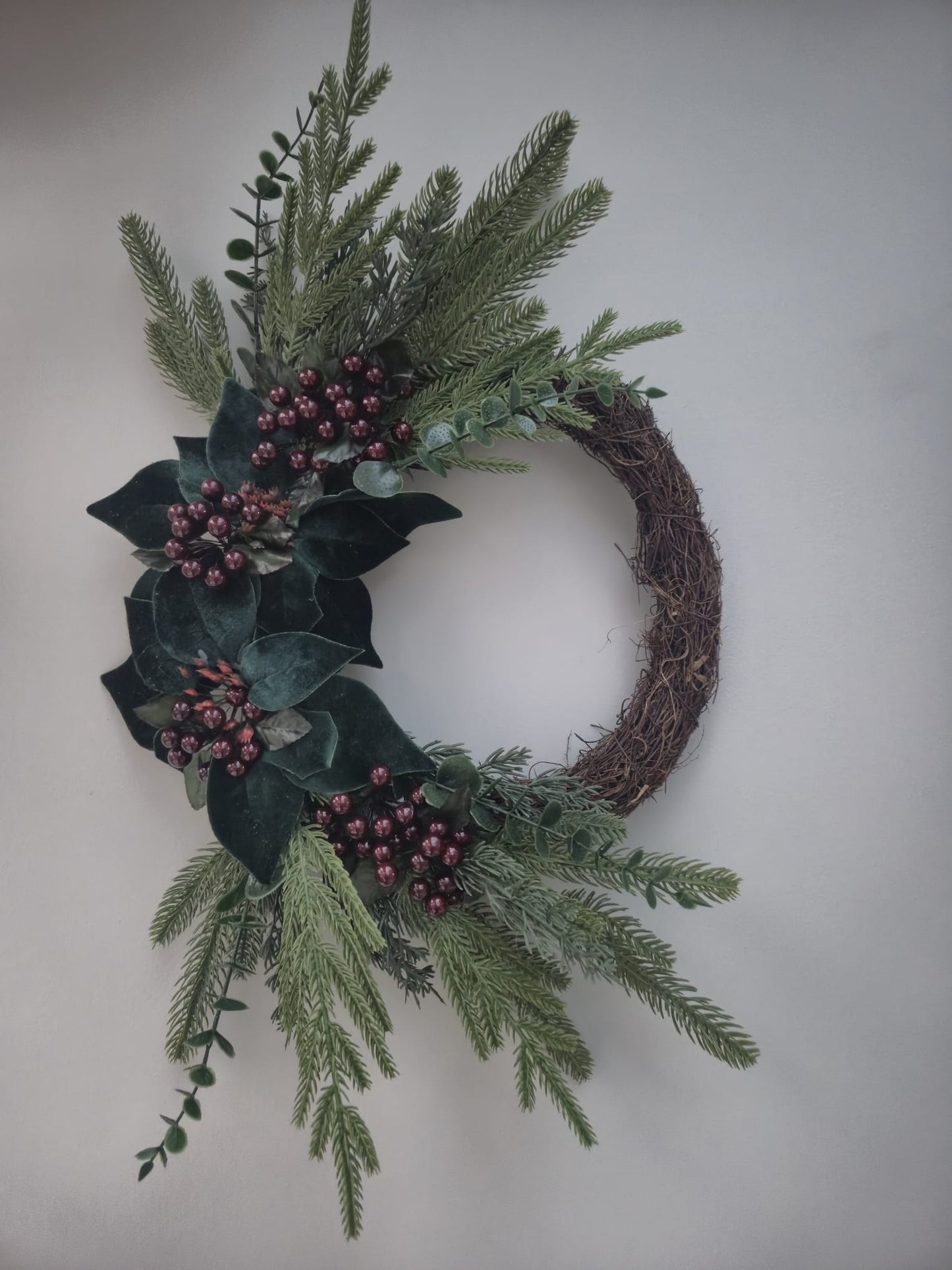 NEW - Small Christmas Wreaths - Choose Colours
