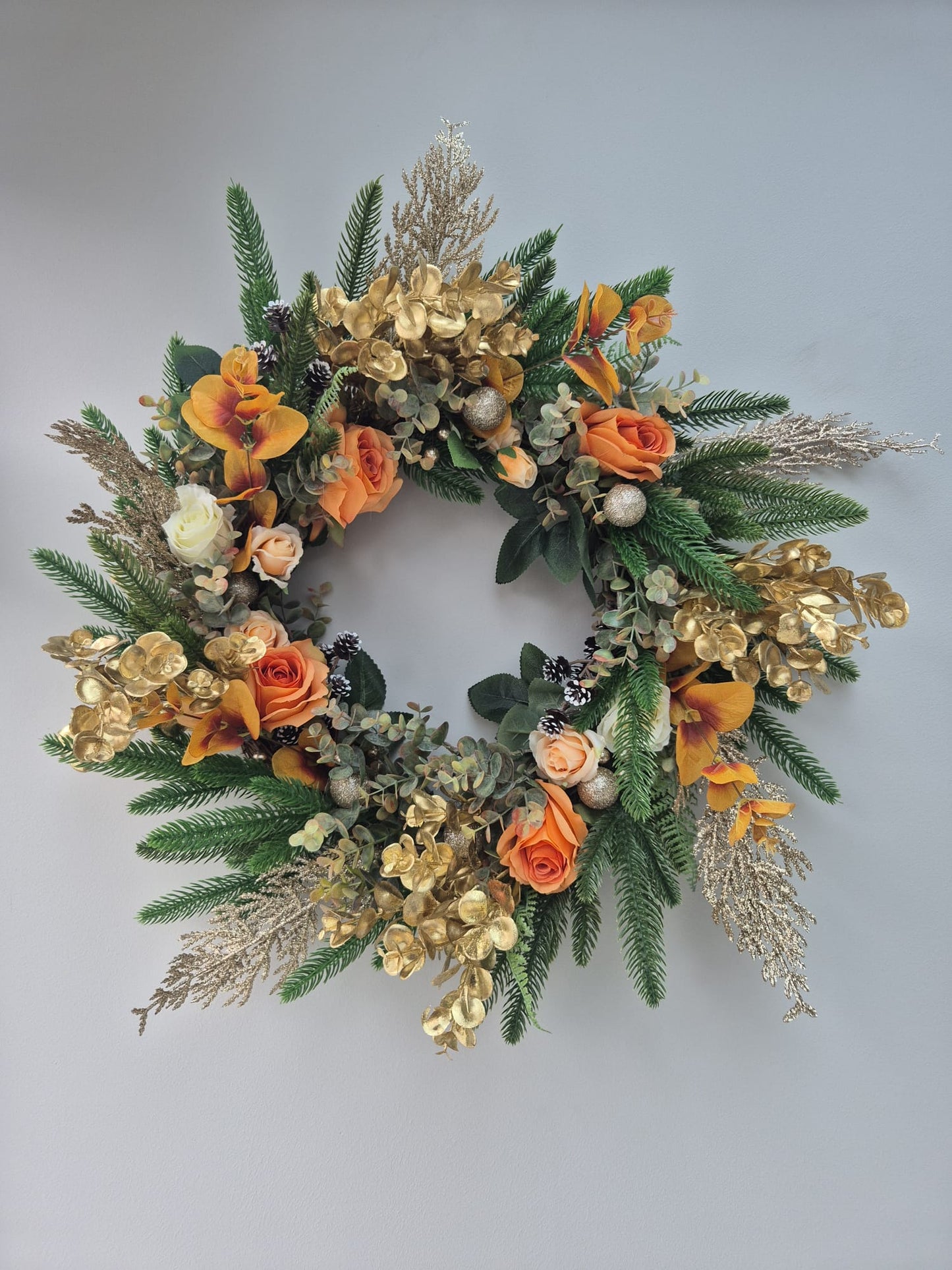 Large Christmas Wreaths 56cm - Choose Colours