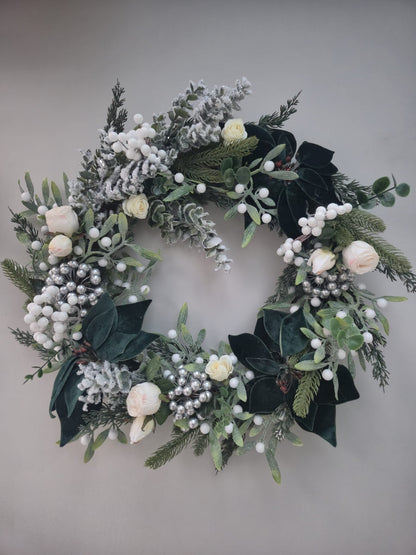 Large Christmas Wreaths 56cm - Choose Colours
